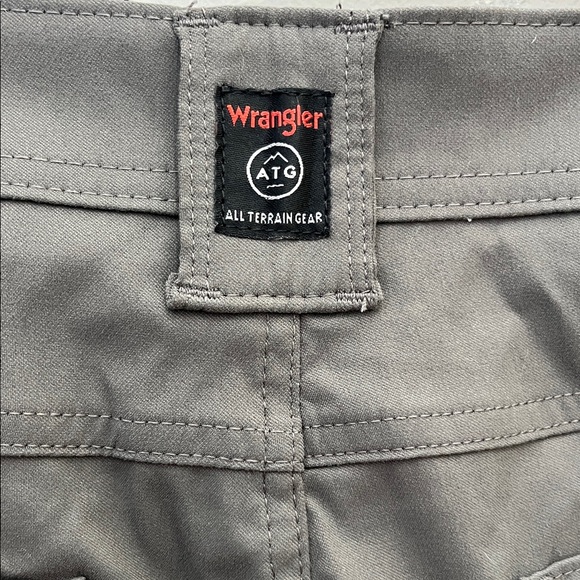 Wrangler Men's Dark Gray Synthetic Utility Pant - Picture 5 of 9
